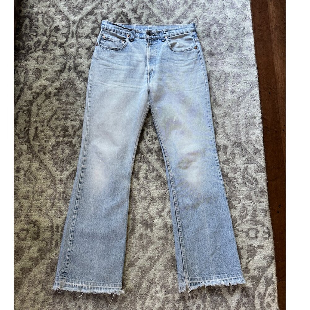 Vintage Levi's Light Blue 517 Bootcut Jeans, tag 33 fit 31